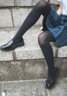吊带袜子天使