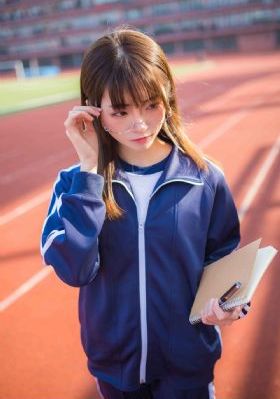 年轻的小婊2中文版