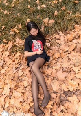 《亲爱的戎装》电视剧